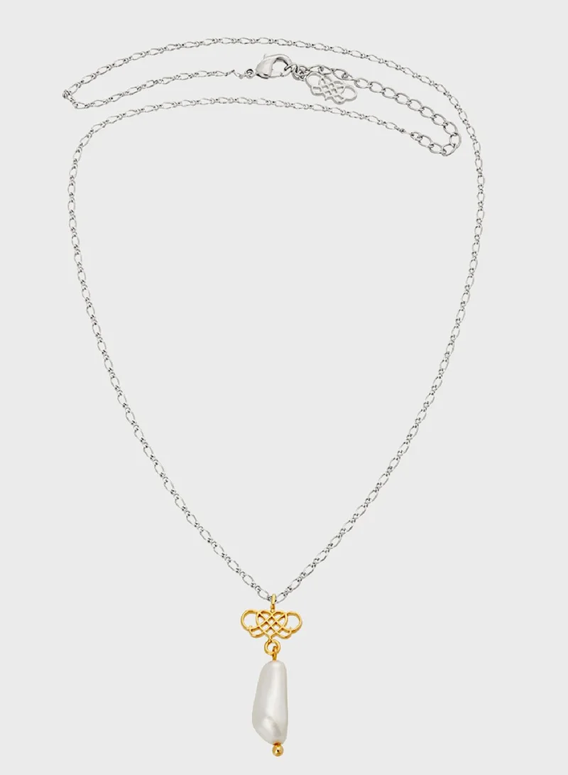 Lily and rose Chain Necklace