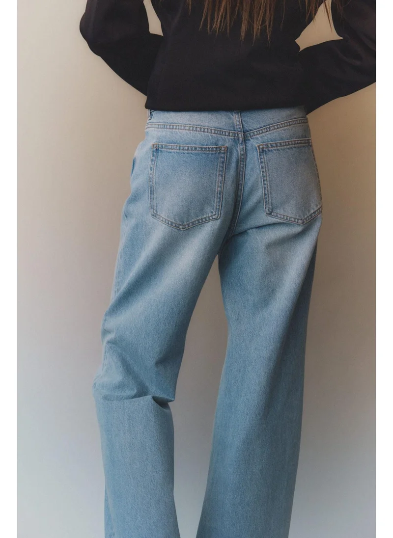 H&M Flared Regular Jeans