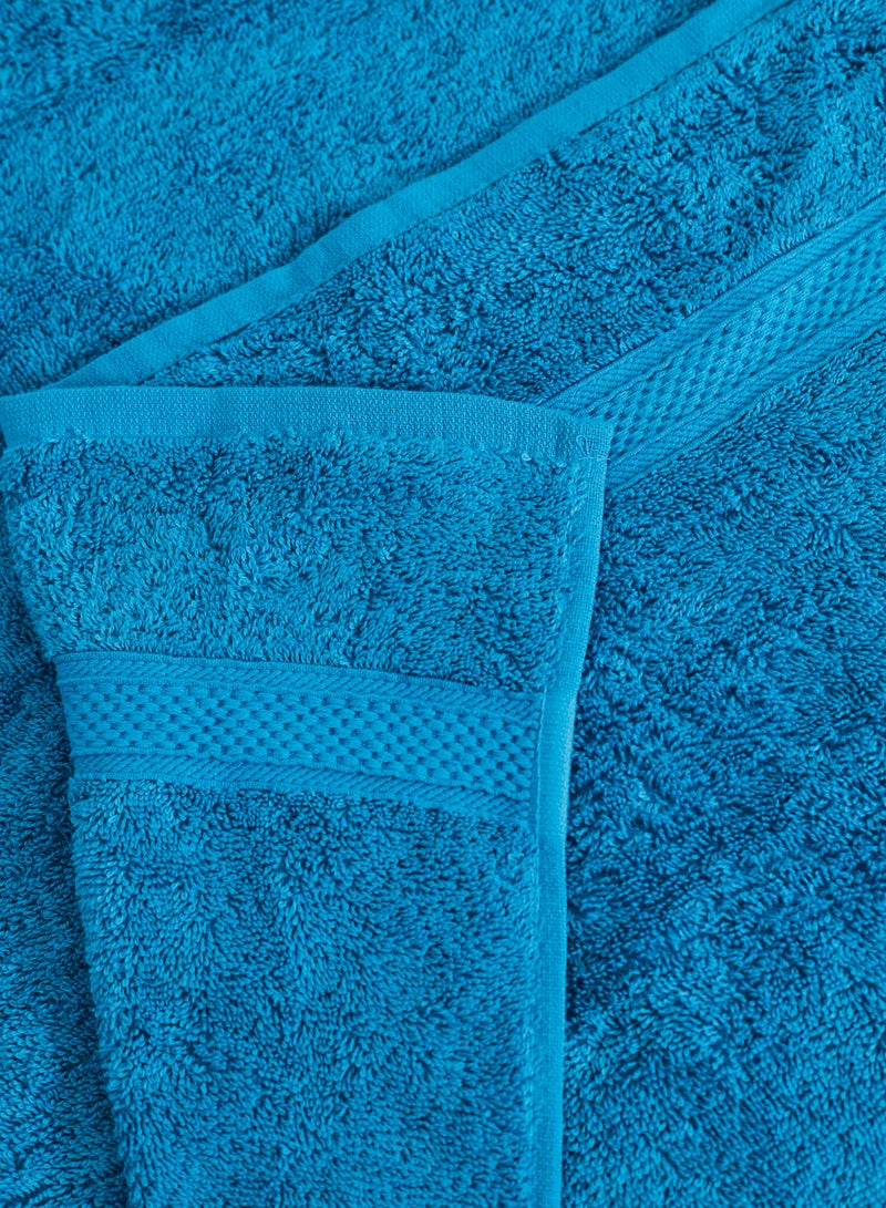 Baltic Linen 100% Cotton Ultra Soft Bath Towel Set, 70x140 cm, Super Absorbent, Quick Dry And Antibacterial Treatment, 500 GSM Terry  - Image 3