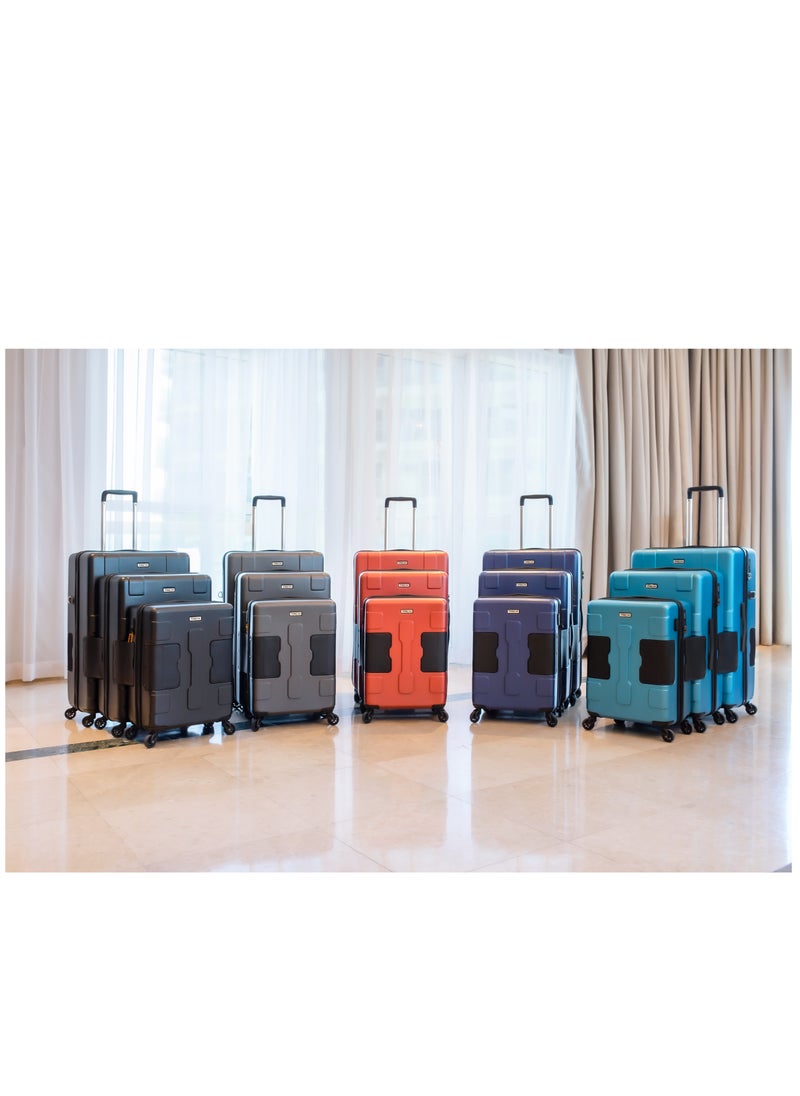 TACH - Connectable 3 Pcs Luggage Set | 22, 24 & 28" Spinner Luggage with TSA Locks | Patented Built-In Connecting System Easily Links 6 Bags | Black - Image 1
