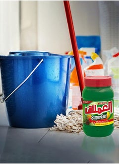 العملاق منظف ​​متعدد الأغراض سوبر جل - زيت الصنوبر 2x1 كجم  - Image 3