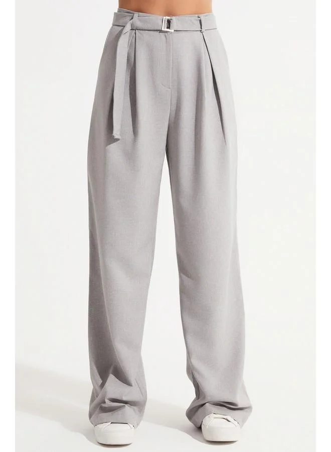 JUNE June Women Pleated Detailed Woven Trouser Grey