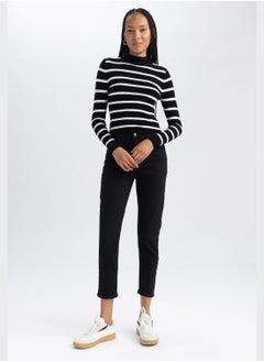 DeFacto Stripe Detail Sweatshirt  - Image 4