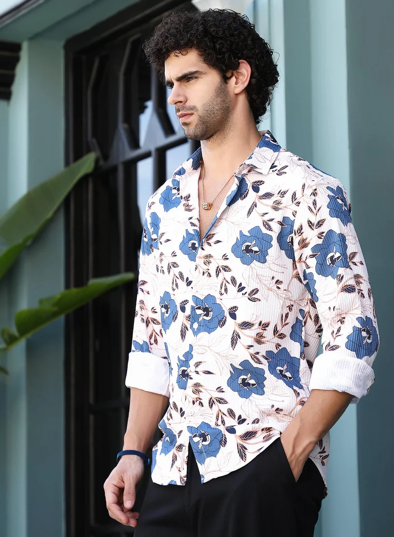 Campus Sutra Men's Daisy White & Steel Blue Vivid-Bloom Tactile Shirt