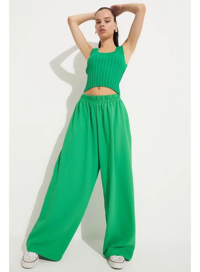 JUNE June Thick Strappy Ribbed Tank Top Green