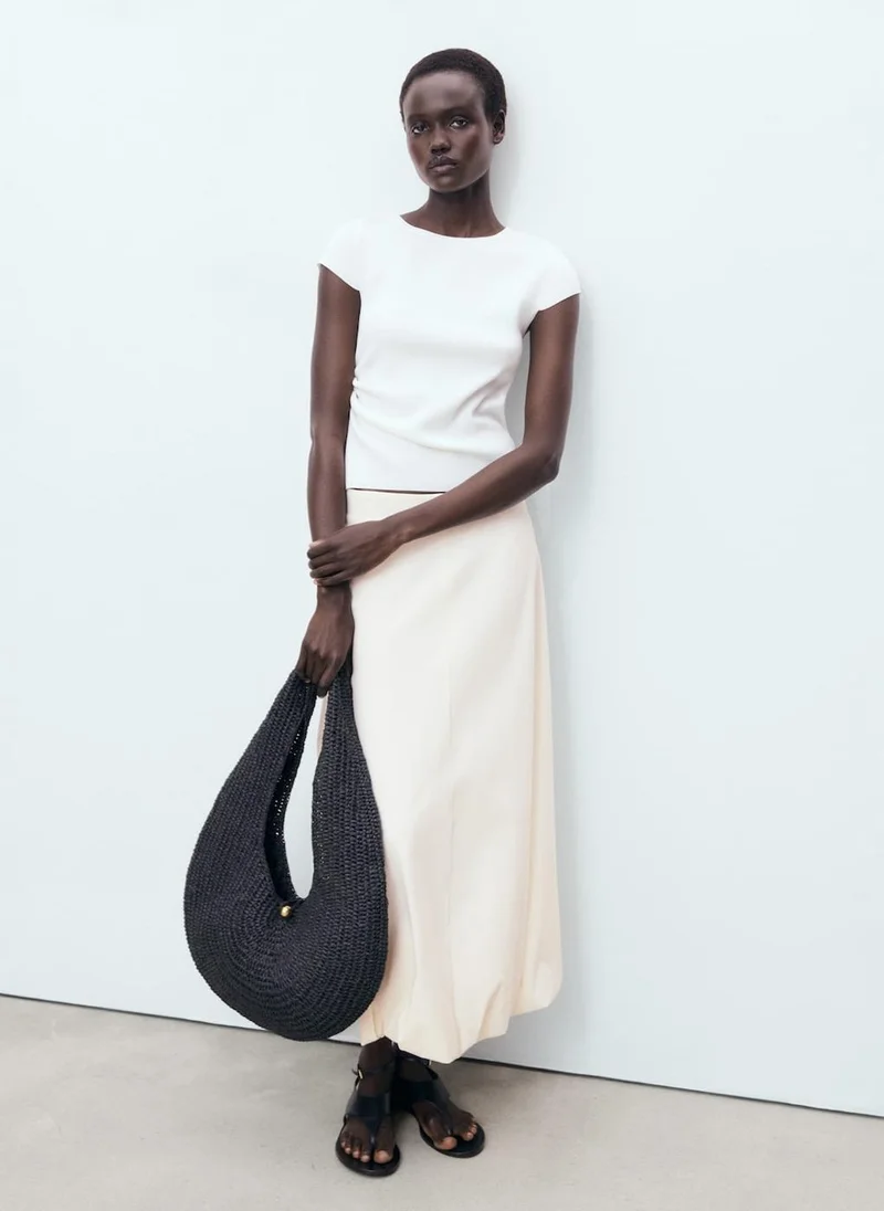 مانجو تنورة بالون طويلة