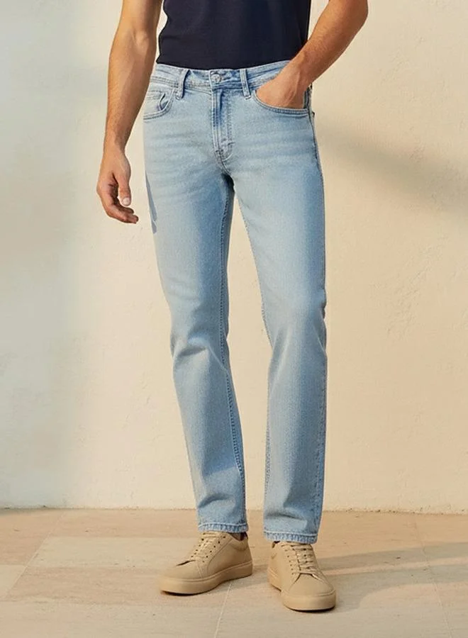 Men Slim Fit Mid Rise Jeans