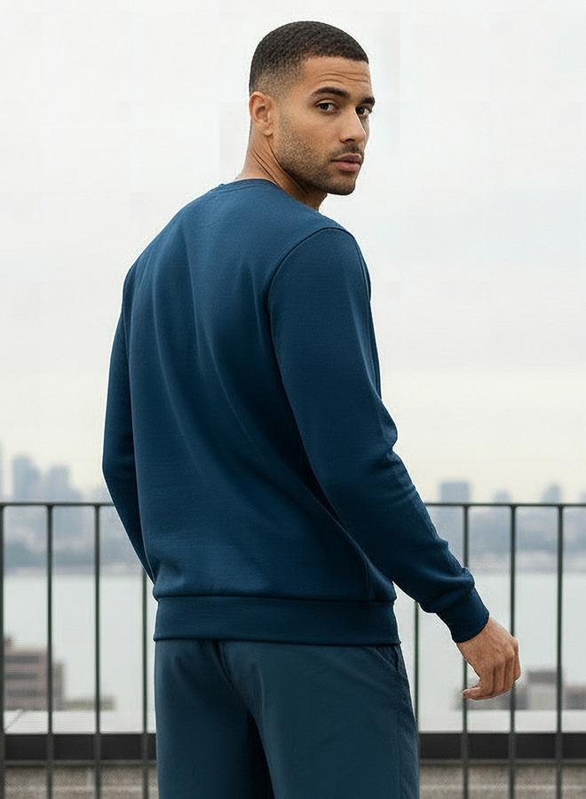 Active Men Performance Embossed Sweatshirt - Image 3