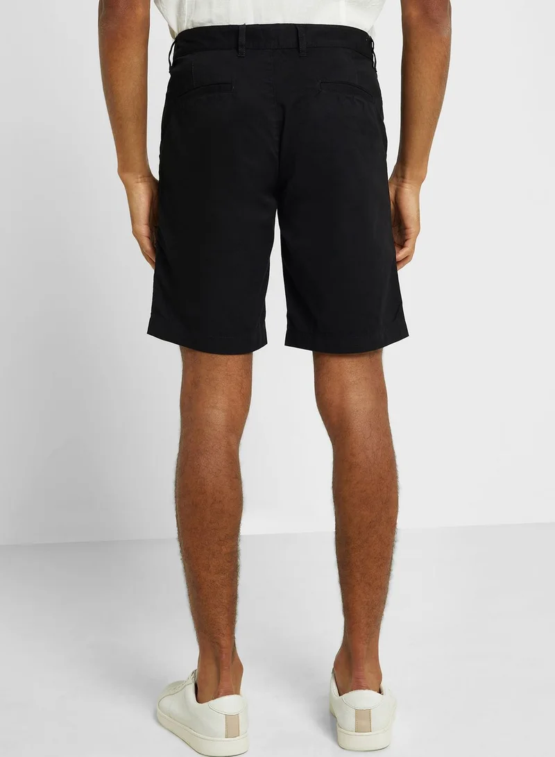 Thomas Scott Thomas Scott Men Mid-Rise Slim Fit Shorts