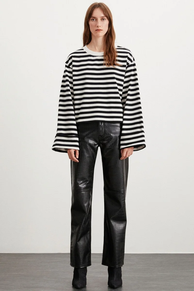 GRIMELANGE Nelda Women's Black and White Striped Patterned Long Wide Sleeve Crew Neck Black - White T-shirt
