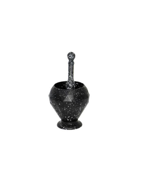 High quality pestle and mortar to crush spices easily and efficiently in plastic