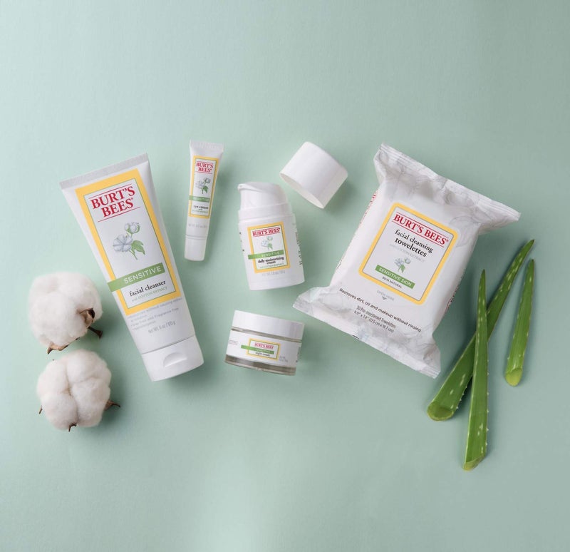 Burt's Bees Face Cleanser for Sensitive Skin, 6 Oz (Package May Vary) - Image 4