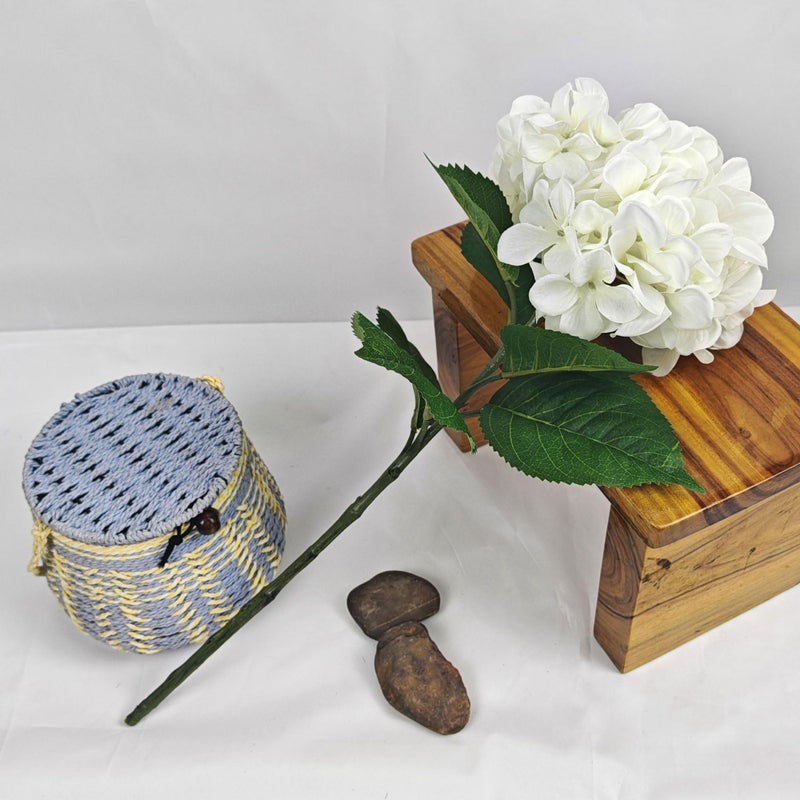 Acfruits 5Pcs Realistic White Hydrangea Artificial Flowers with Stems 21 Inch Lifelike Faux Hydrangeas Flower Large Hydrangea for Weddings Bouquets Table Centerpieces Home Decor Party - Image 3