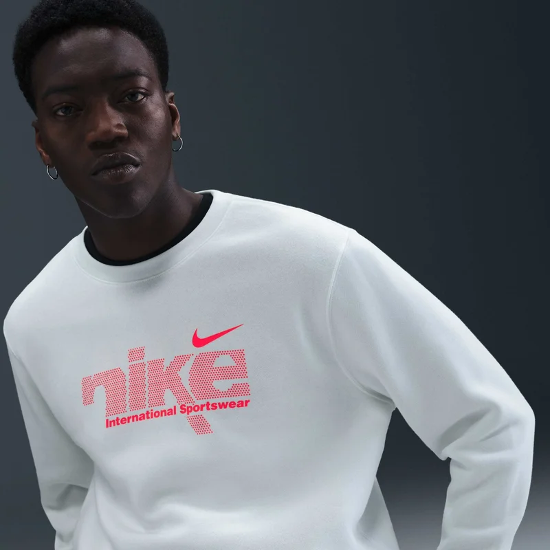 Nike Men's Sportswear Club Sweatshirt