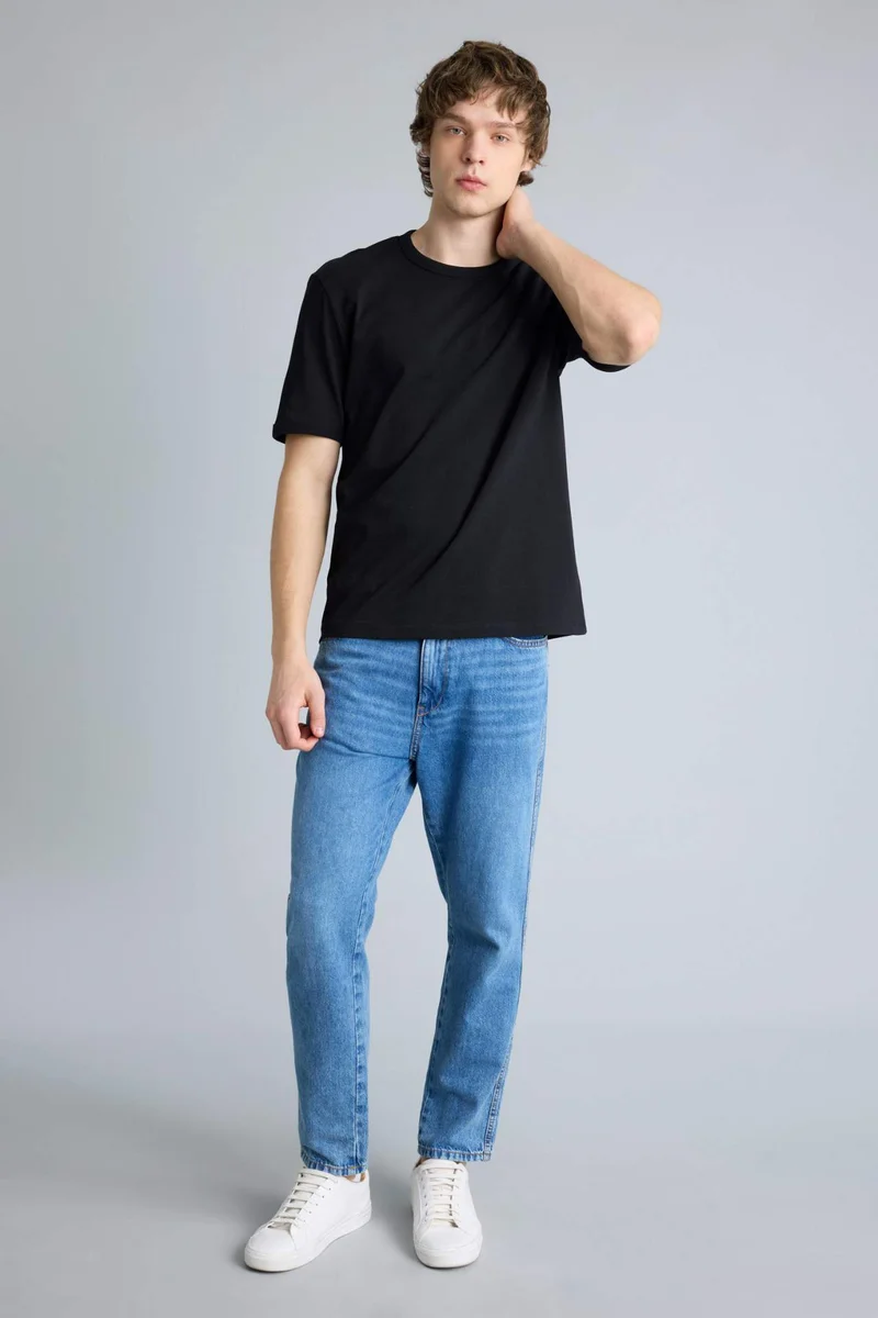 ديفاكتو Regular Fit Short Sleeve T-Shirt