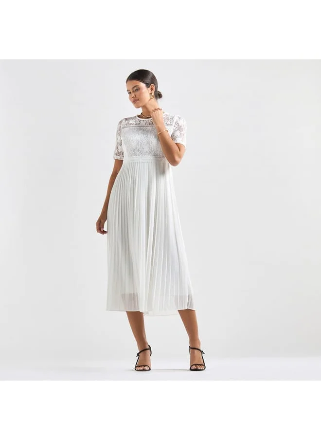 FAV Pleated A-line Midi Dress with Round Neck and Lace Detail