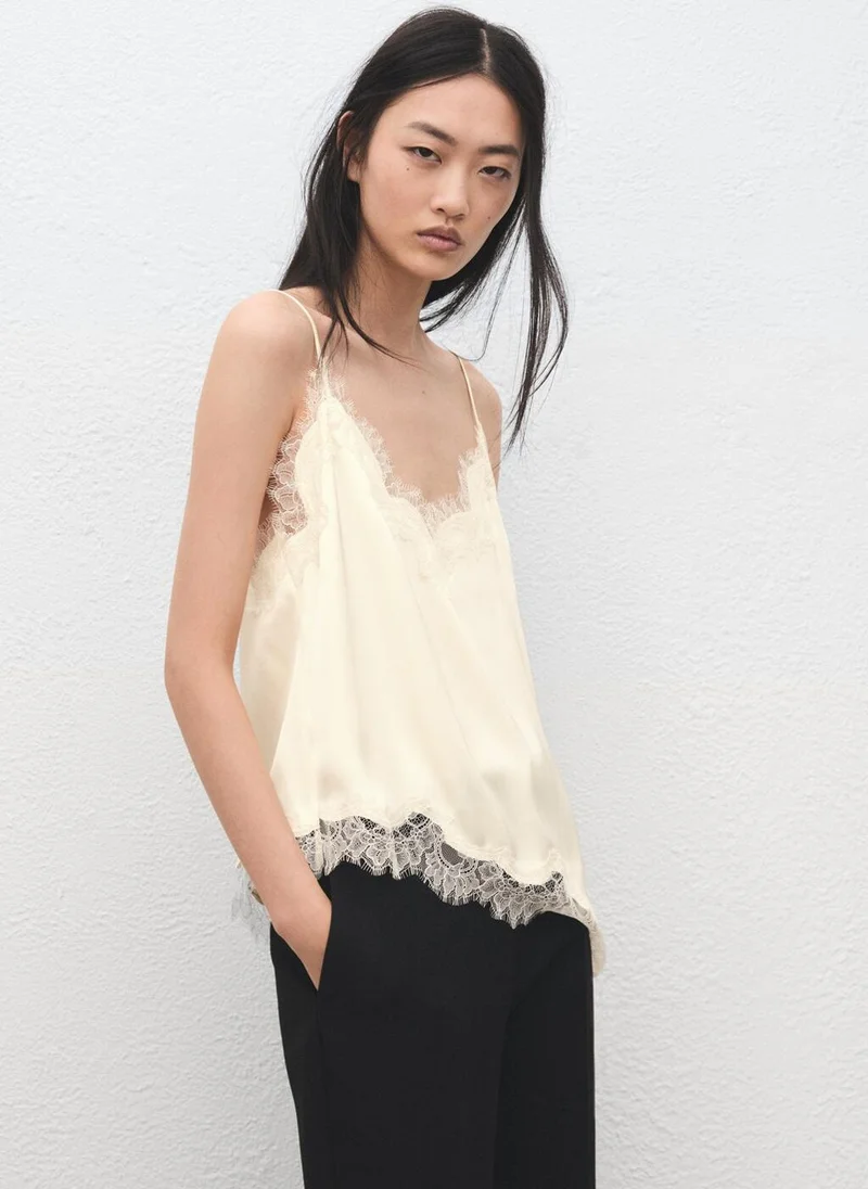 مانجو Lace top