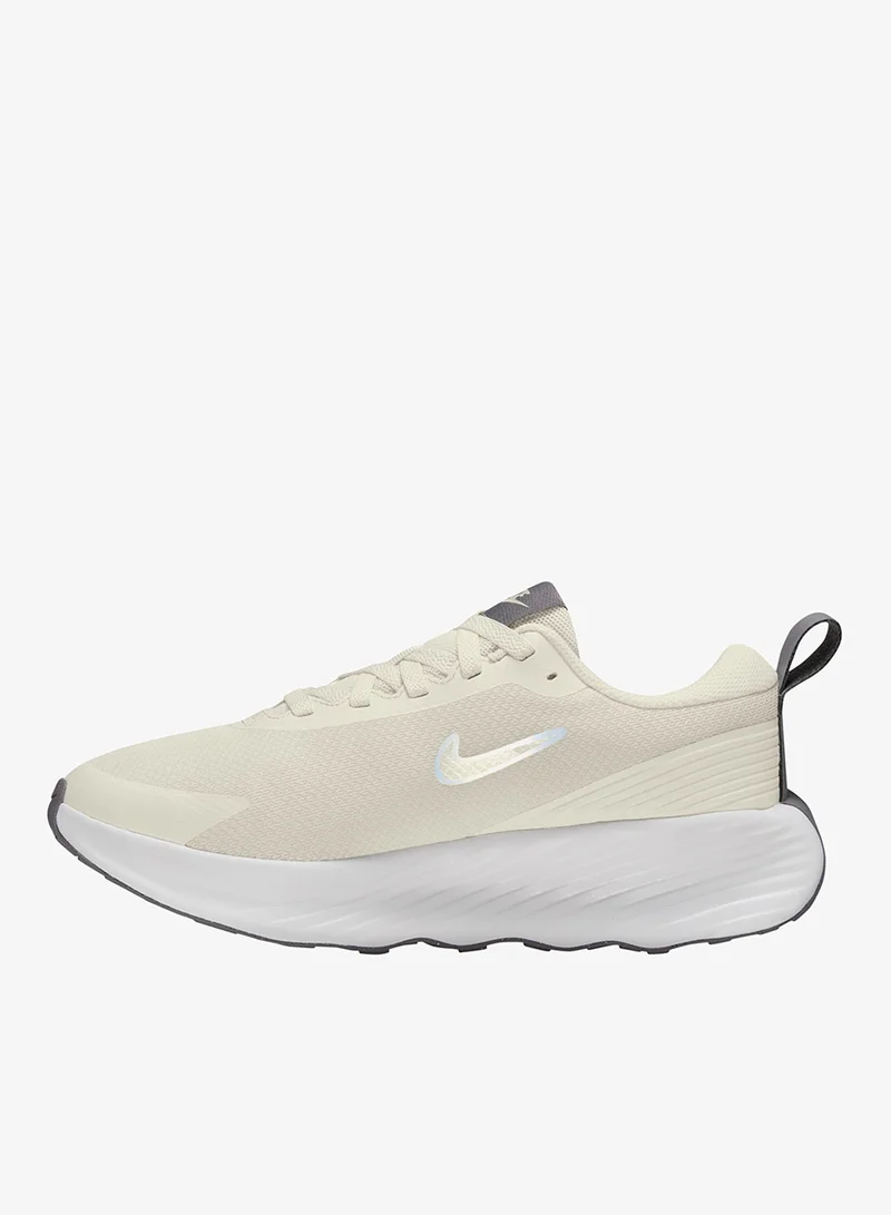 Nike Promina