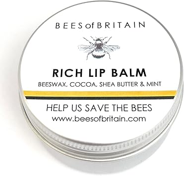 BEES of BRITAIN بلسم شفاه طبيعي 100% زبدة الشيا والكاكاو وشمع العسل بالنعناع - يصلح ويرطب - نتبرع بـ 5% من أرباحنا لإنقاذ النحل - 30 مل - Image 1