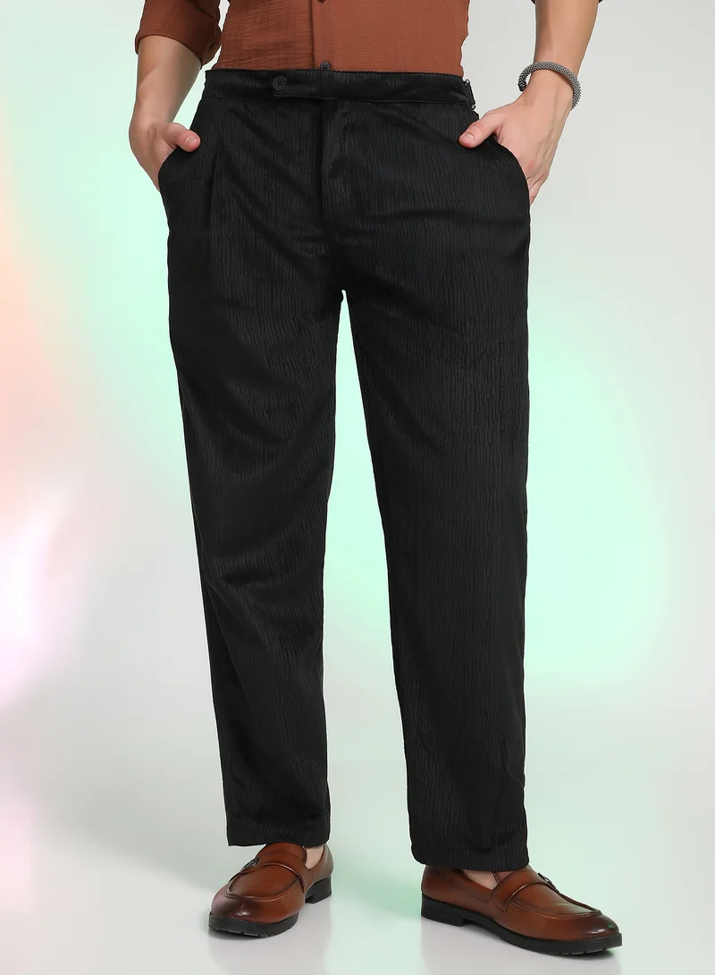 كامبوس سوترا بنطلون بقصة ضيقة بنقوش عروق خفيف الوزن