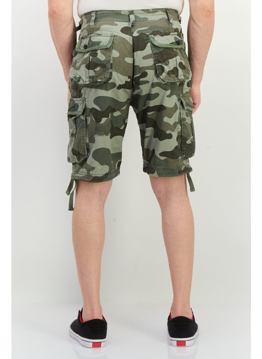 Men Camouflage Cargo Shorts, Multicolor