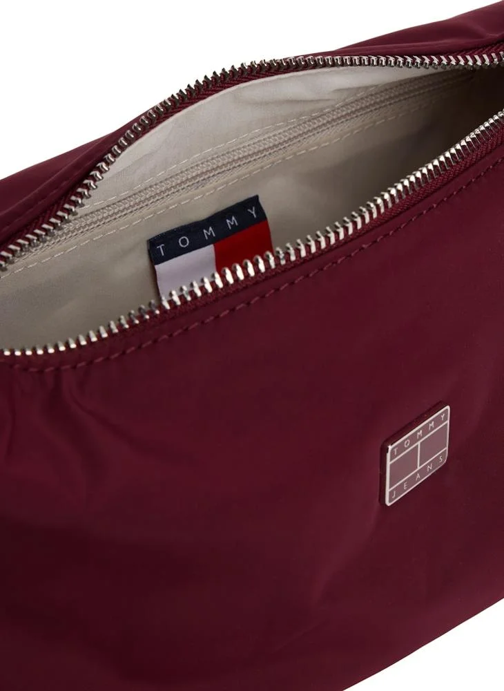 TOMMY JEANS Urban Shoulder Bag