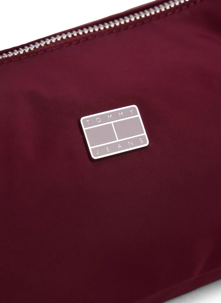 TOMMY JEANS Urban Shoulder Bag