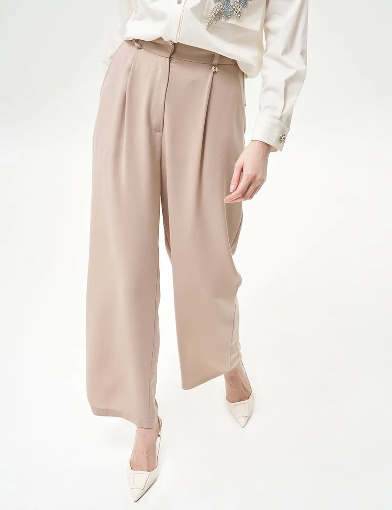 Kayra Pleated Pocket Detail Basic Pants Beige