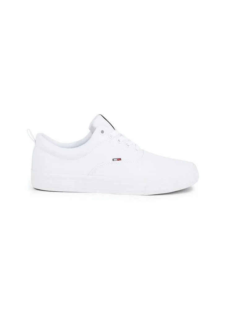 تومي جينز Classic Low Top Sneakers
