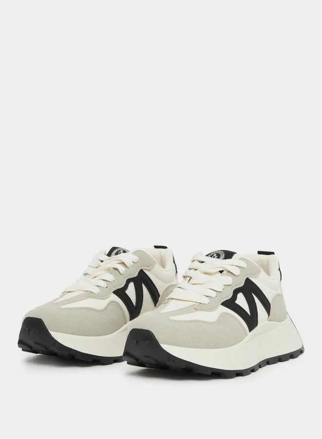 Styli Styli Chunky Sole Lace Up Sneakers