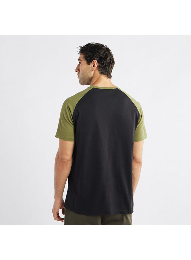 Splash FAV Colourblock T-shirt with Crew Neck and Raglan Sleeves  - Image 3