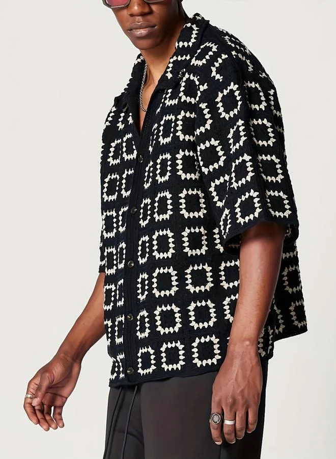 تايك تو قميص محبوك بنمط وقصة واسعة