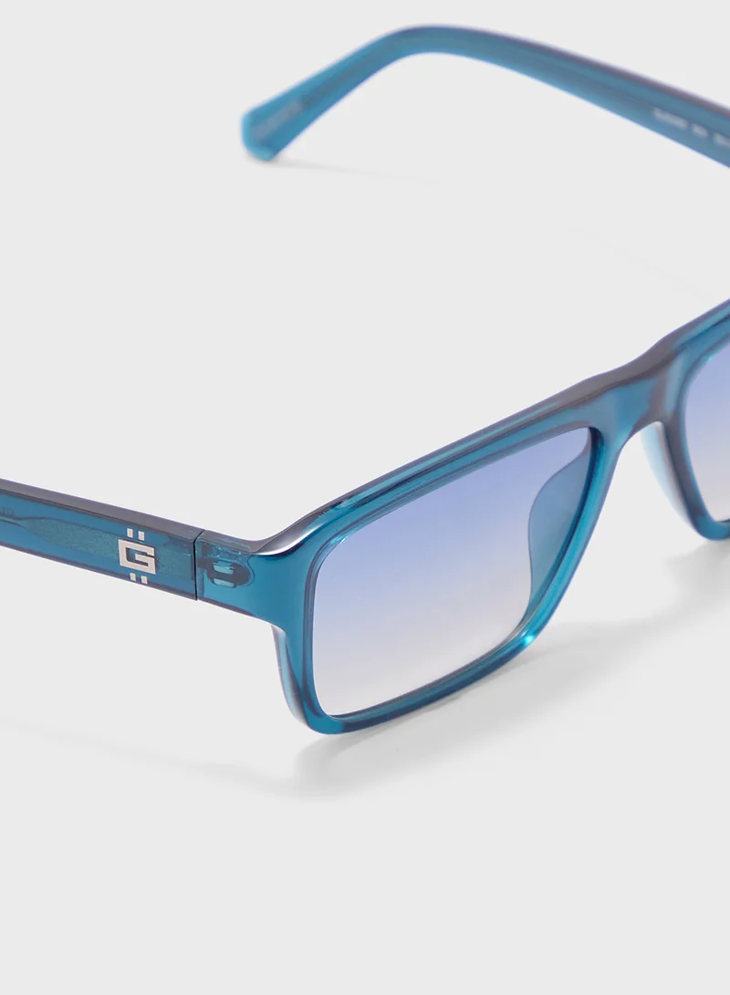 GUESS Uv Protected Wayfarer Sunglasses