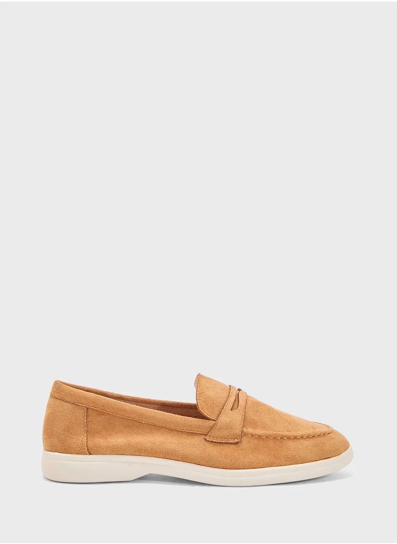 ذا براون Ladies Penny Loafer