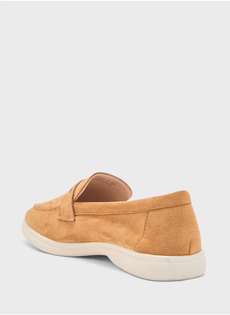 ذا براون Ladies Penny Loafer
