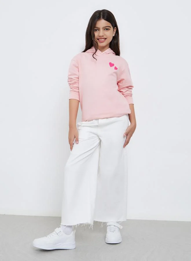 Styli Styli Teens Green Relaxed Fit Heart Print Hoodie