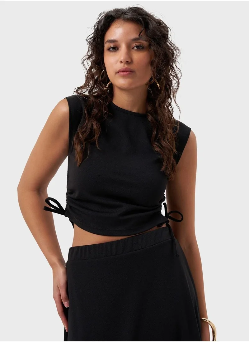 MIZALLE Side Strapped Detailed Top