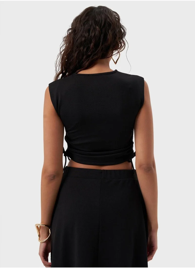 MIZALLE Side Strapped Detailed Top