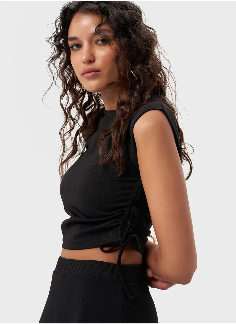 MIZALLE Side Strapped Detailed Top