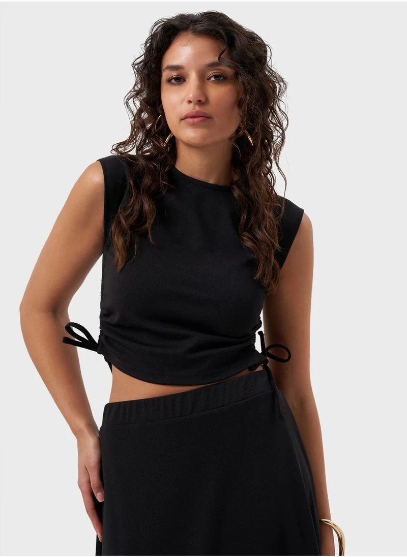 MIZALLE Side Strapped Detailed Top