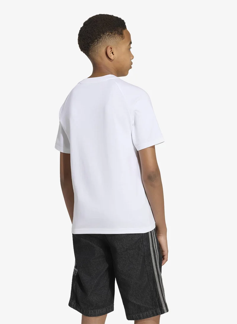 Adidas Originals WHITE Youth Graphic Trefoil Loose T-Shirt  | Best Price UAE