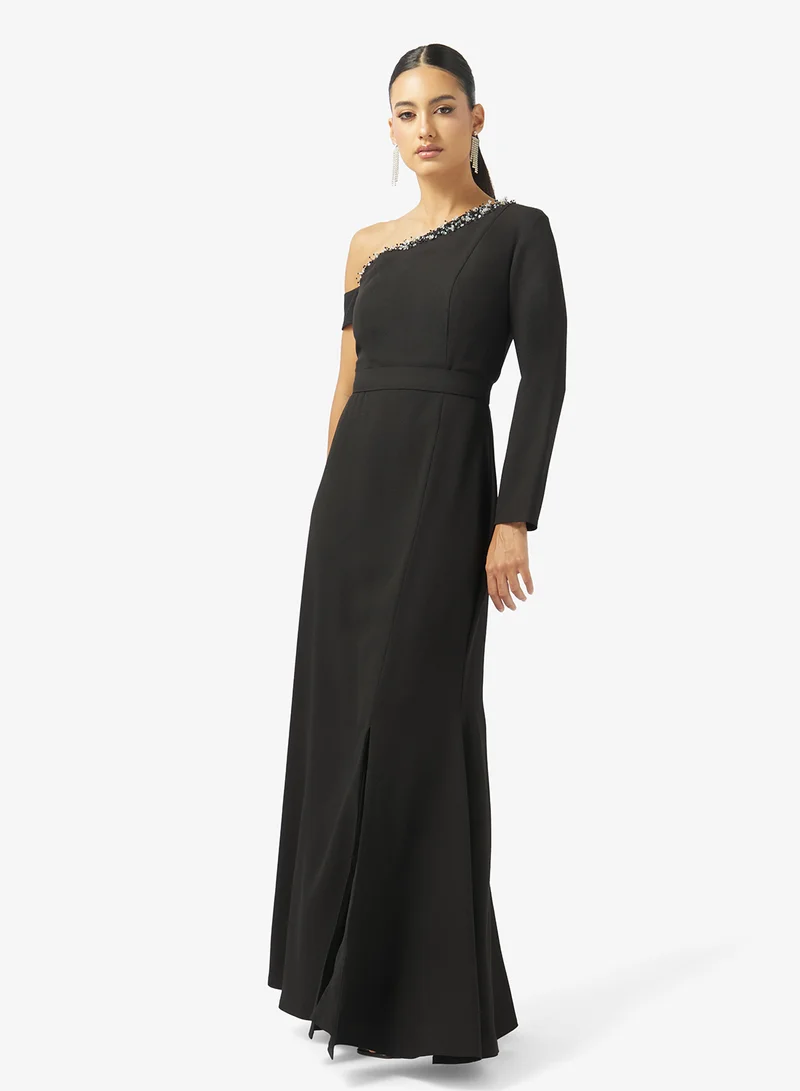 Iyra Sleek Asymmetrical Neckline One Shoulder Maxi Dress