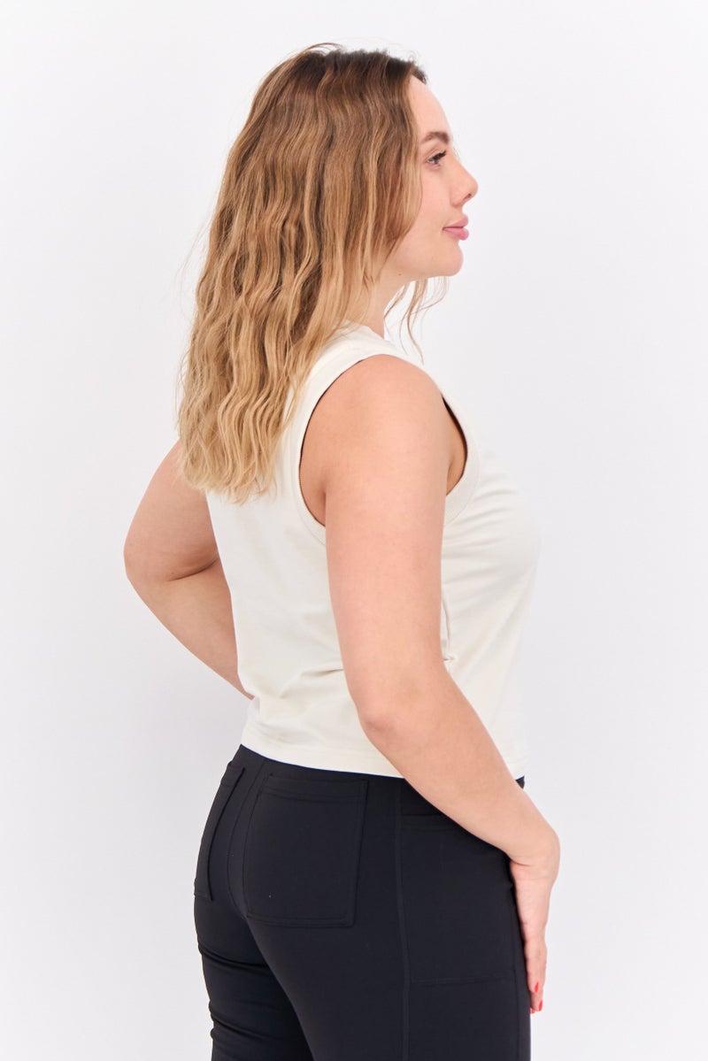 PUMA Women Sportswear Fit Sleeveless Outdoor Top, Off White - Image 3