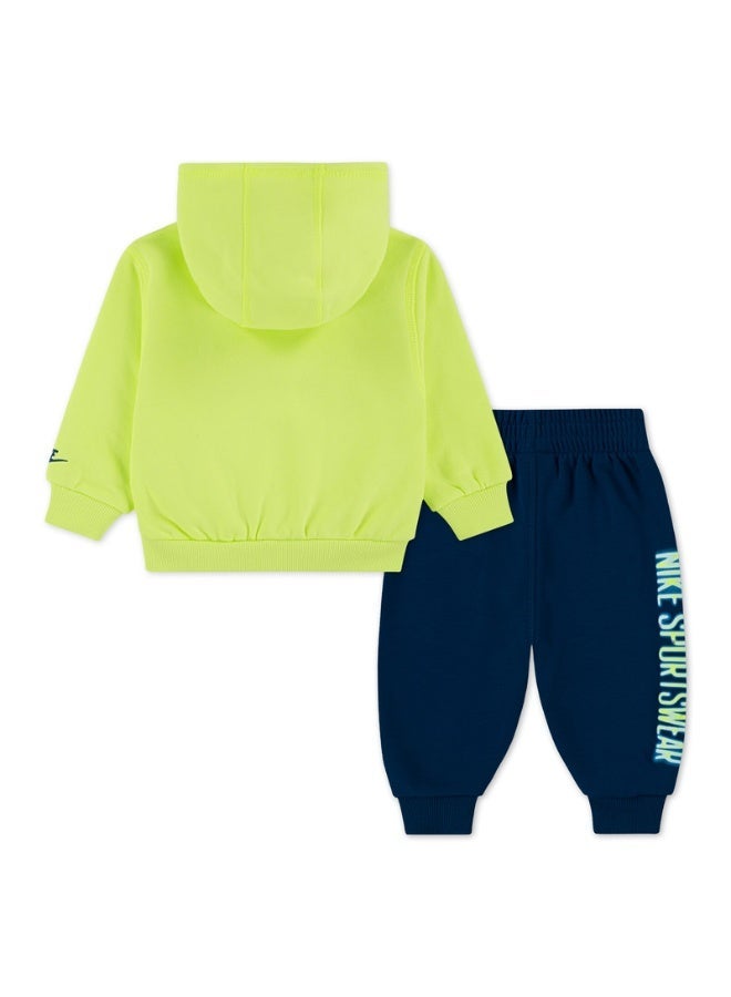 Nike Sportswear Lightweight Fleece Hooded Sweatshirt - Image 2