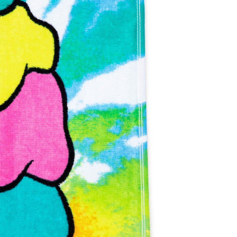 Jay Franco Disney Lilo & Stitch Summer Things Kids Large Bath/Pool/Beach Towel - Super Soft & Absorbent Fade Resistant Cotton Towel, Measures 34 x 64 inches - Image 5