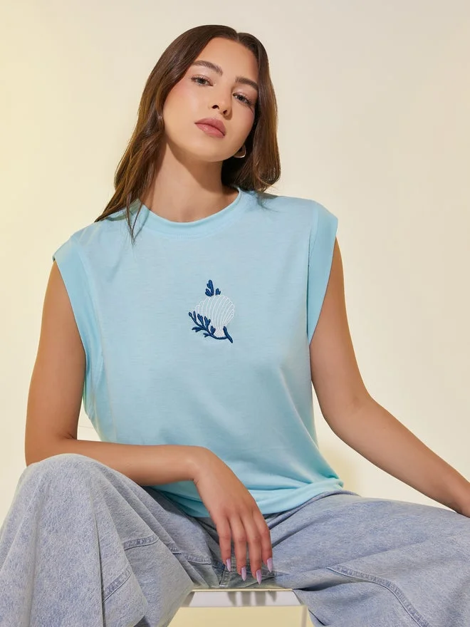 تايك تو تيشيرت بدون أكمام بياقة مستديرة مطرز