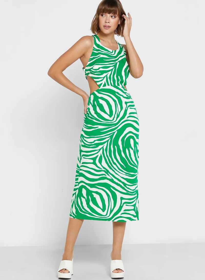TOPSHOP Printed Cut Out Detail Dress for Women | Best Price Oman TOPSHOP Printed Cut Out Detail Dress for Women | Best Price Oman