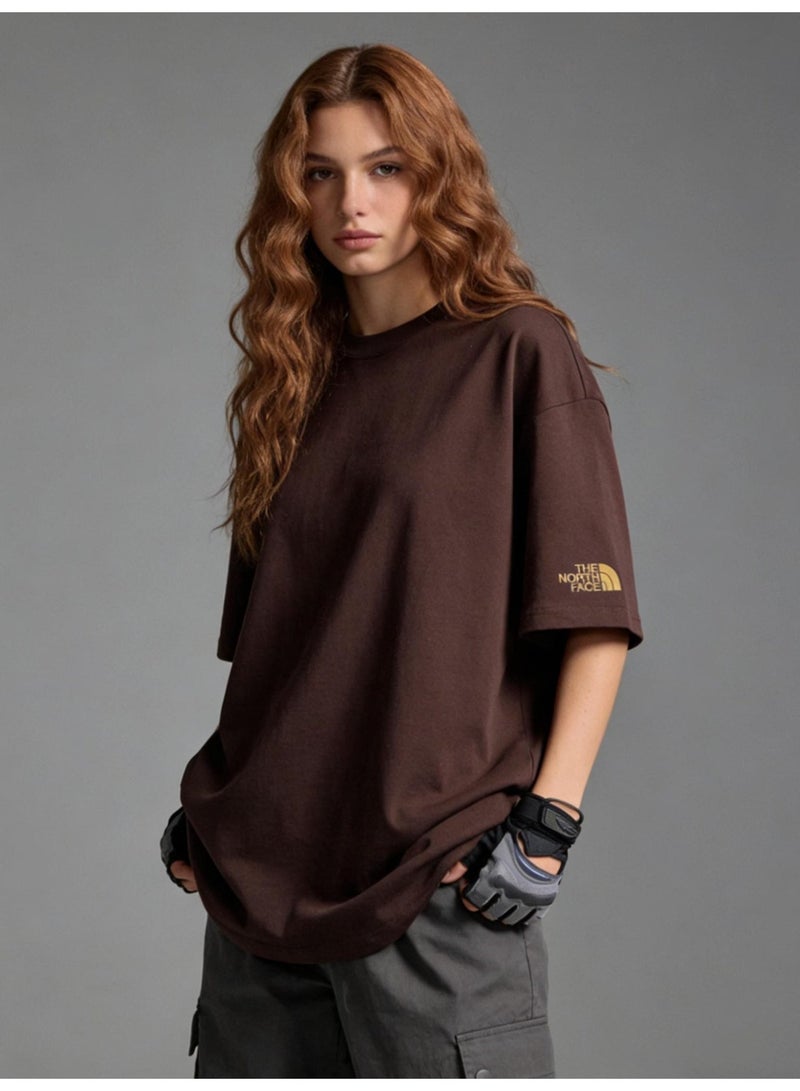 THE NORTH FACE Men's and women's T-shirts with the same style in the north face, high-grade cotton loose short sleeves with golden logo, retro street clothes for men and women. - Image 2