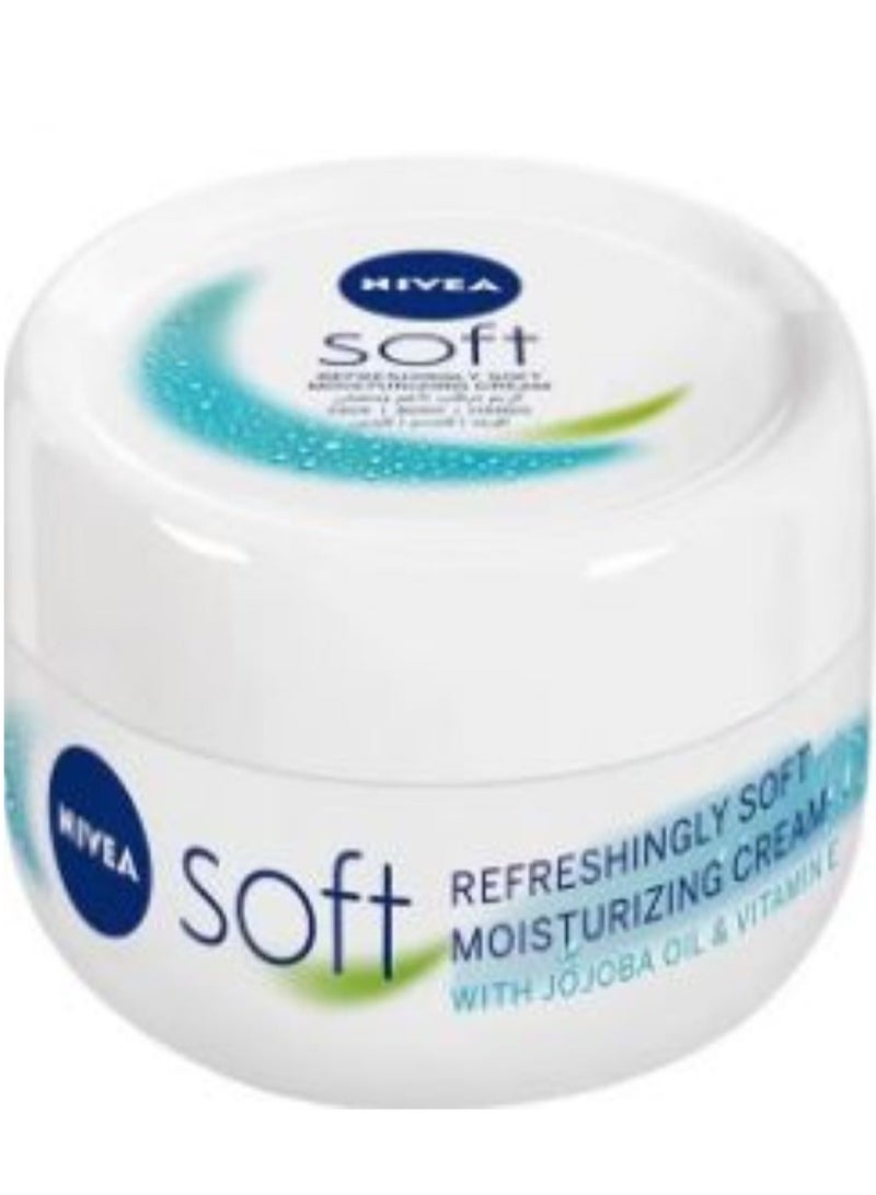 Nivea Nivea Refreshing Soft Moisturizing Cream 300ml