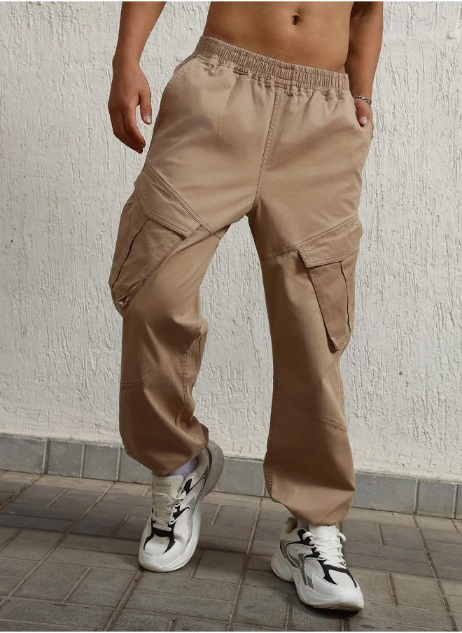 Hubberholme Men's Taupe Cotton Blend Solid Pattern Full Length Cargo Relaxed Trouser